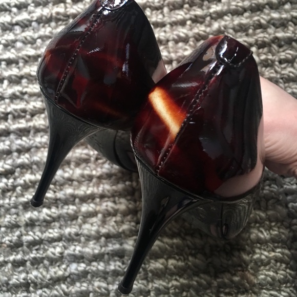 Giuseppe Zanotti Tortoiseshell Peep toe Pump heels - Picture 7 of 8